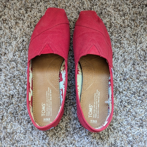 TOMS Womens Classics Red Canvas - Picture 2 of 6